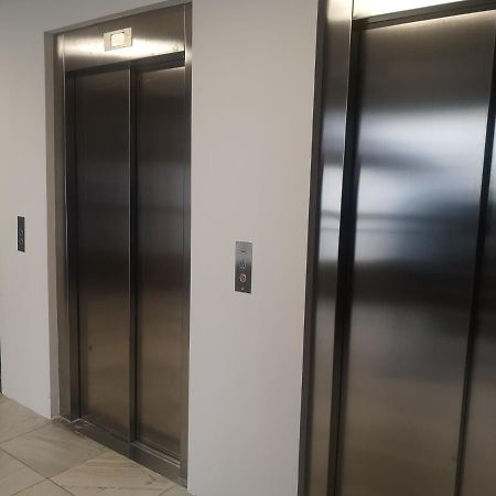 Apartamento Rosa Puerta Del Sol Daire Madrid Dış mekan fotoğraf